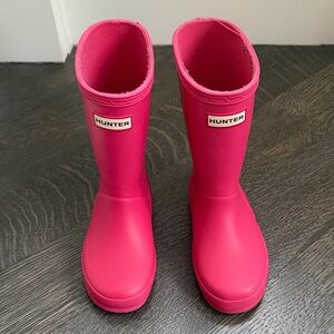Hunter Fuchsia Waterproof Boots